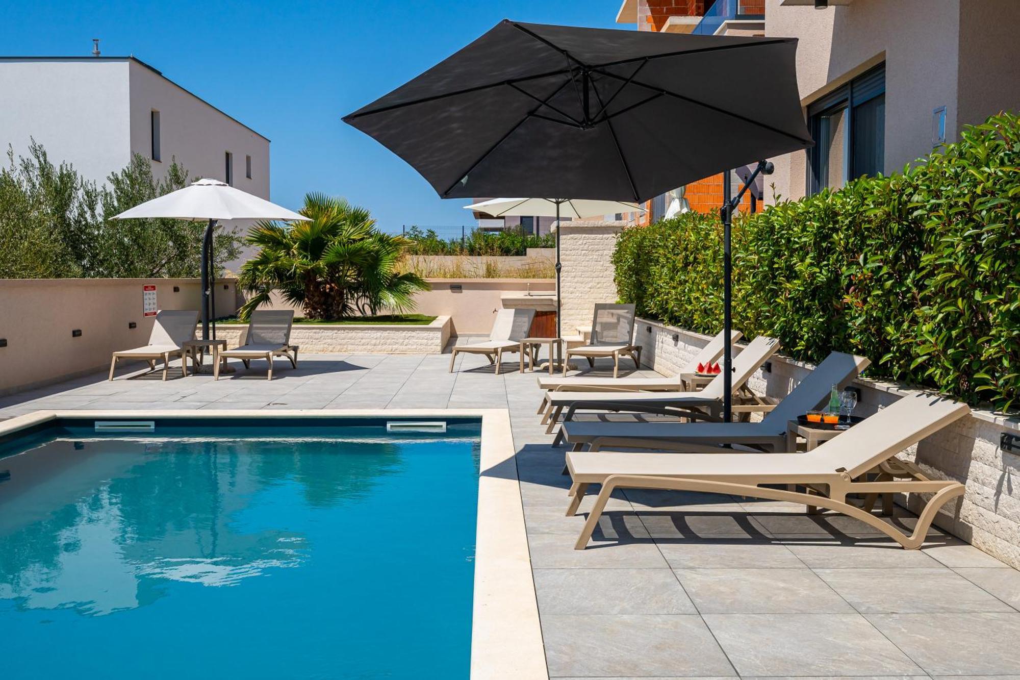 Sea Bay View Apartment - Appartement Avec Piscine Et Magnifique Vue Sur Mer Sveti Filip i Jakov Bagian luar foto